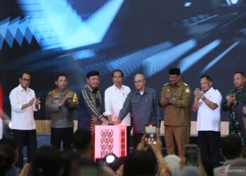 Jokowi Resmikan Gedung AMANAH di Aceh, Wadah Bagi Anak Muda Kreatif