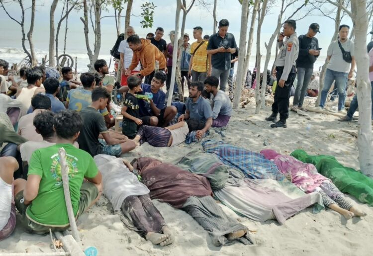 Enam Imigran Rohingya Dikebumikan di Meunasah Asan Madat