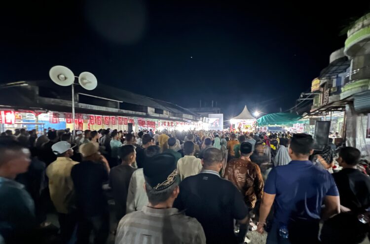 Ribuan Masyarakat Darul Aman Aceh Timur Padati Silaturrahmi dengan Paslon AZAN