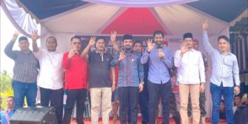 Tiba di Aceh Timur, Mualem Serukan Menangkan Alfarlky-Zainal