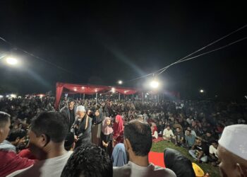 Ribuan Masyarakat Sambut Mualem dan Bupati Azan di Peurelak Aceh Timur