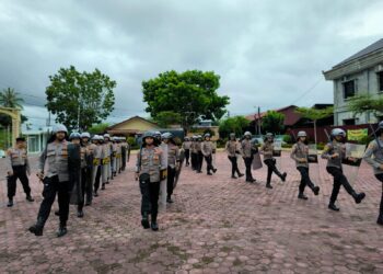 Tingkatkan Keterampilan, Puluhan Personel Polres Aceh Timur Latihan Dalmas