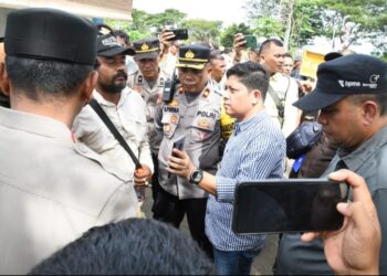 Puluhan Warga yang Tergabung Dalam “Geram” Demo PT Medco, Ini Tuntutannya!