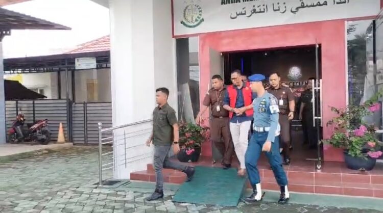 Kejari Lhokseumawe Eksekusi Terpidana Korupsi Suaidi Yahya dan Bekas Dirut RS Arun ke Lapas