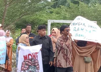 Ratusan Warga Langsa Demo Tolak Money Politics, Ini Tuntutan Mereka kepada Panwaslih !