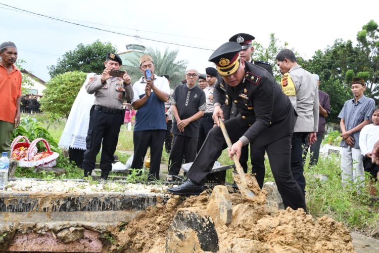 Selamat Jalan, Iptu Zakaria: Penghormatan Terakhir Polres Aceh Timur