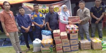 Korban Kebakaran di Simeulue Tengah Terima Bantuan Sosial