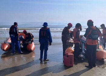Petugas Gabungan Cari Abk KM Serasi yang Hilang di Perairan Peureulak