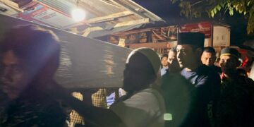 Jenazah TKI Asal Aceh Dipulangkan dari Malaysia, Wabup Aceh Timur Terpilih Turut Antar ke Rumah Duka