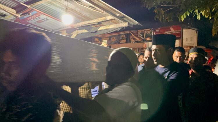 Jenazah TKI Asal Aceh Dipulangkan dari Malaysia, Wabup Aceh Timur Terpilih Turut Antar ke Rumah Duka