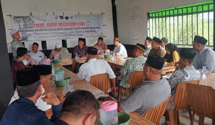Forum Keuchik Simpang Ulim Gelar FGD Perdana untuk Tingkatkan Sinergitas dengan Insan Pers