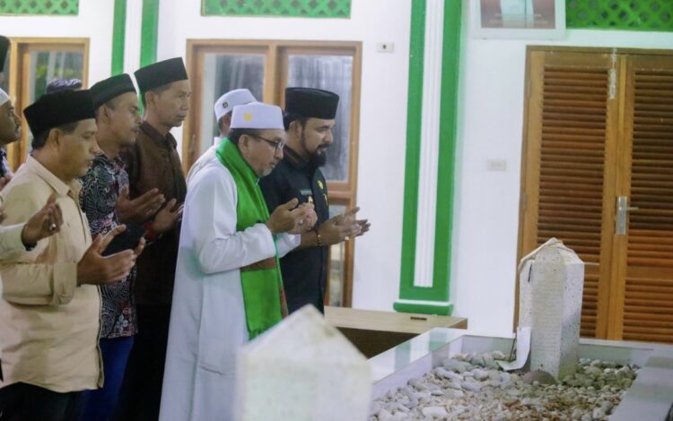 Bupati Aceh Timur Santuni Anak Yatim Hingga Ziarah ke Makam Habib Muhammad Alatas