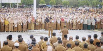 Apel Perdana dengan Ribuan ASN, Al-Farlaky Tekankan Pelayanan Publik yang Profesional dan Responsif