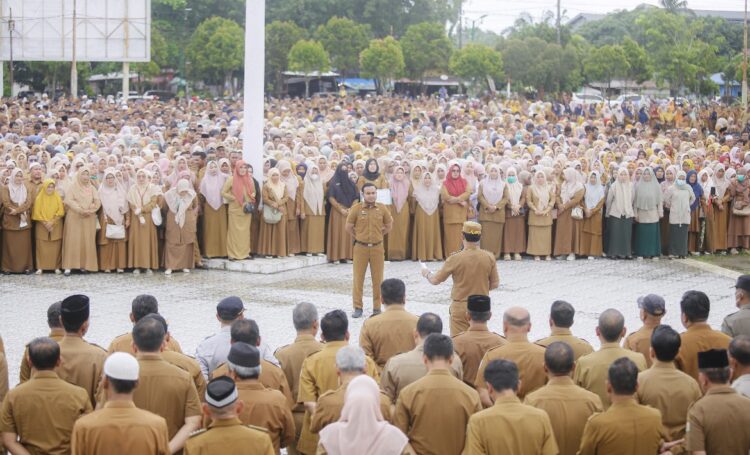 Apel Perdana dengan Ribuan ASN, Al-Farlaky Tekankan Pelayanan Publik yang Profesional dan Responsif