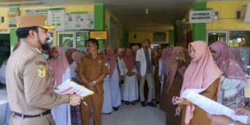 Bupati Al-Farlaky Sidak Kantor Camat dan Puskesmas, Kehadiran ASN Masih Rendah
