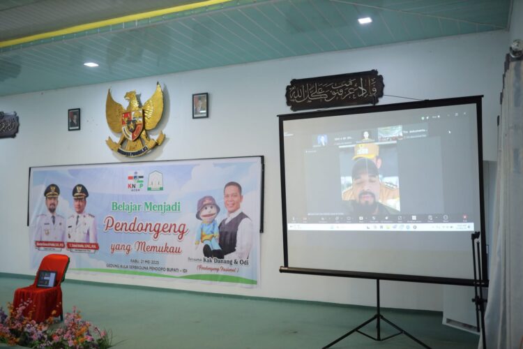 Bupati Al-Farlaky Buka Pelatihan Literasi untuk Guru di Aceh Timur