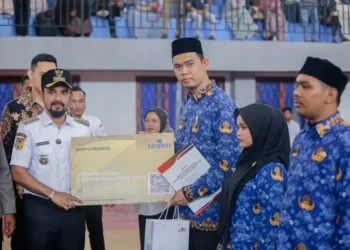 Bupati Aceh Timur Serahkan 219 SK CPNS, Ajak Tunjukkan Kompetensi dan Dedikasi Tinggi