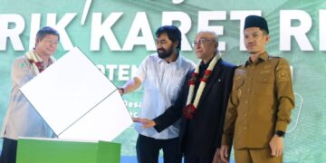 Hashim Djojohadikusumo Resmikan Pabrik Karet Remah di Aceh Barat