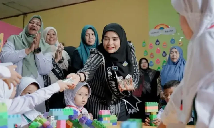 Bunda PAUD Aceh Timur Berikan Semangat kepada Siswa Baru, Apresiasi Kegiatan MPLS
