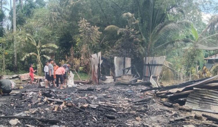 Satu unit Rumah di Aceh Timur Ludes Terbakar, Kerugian Ditaksir Capai Rp 50 Juta