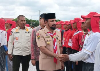 Tinjau Latihan Paskibraka Aceh Timur, Bupati Al-Farlaky: Kalian Adalah Putra-Putri Terpilih