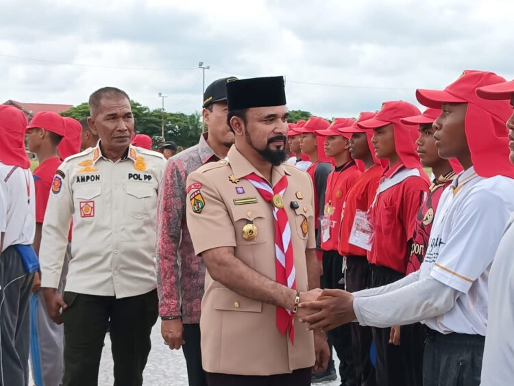 Tinjau Latihan Paskibraka Aceh Timur, Bupati Al-Farlaky: Kalian Adalah Putra-Putri Terpilih