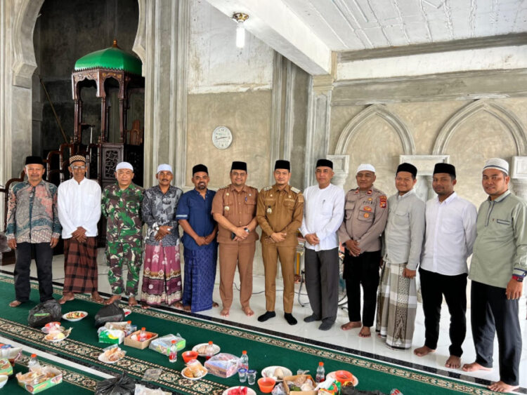 Wabup Aceh Timur Hadiri Peringatan Maulid Nabi Muhammad SAW di Masjid Al-Ikhlas Nurussalam