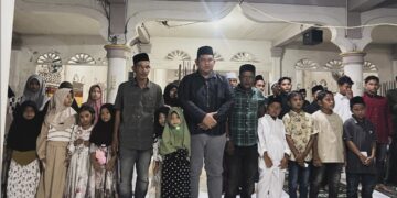Berbagi Kasih, Pang Ucok Santuni Puluhan Anak Yatim-Piatu di Abeuk Geulanteu Madat