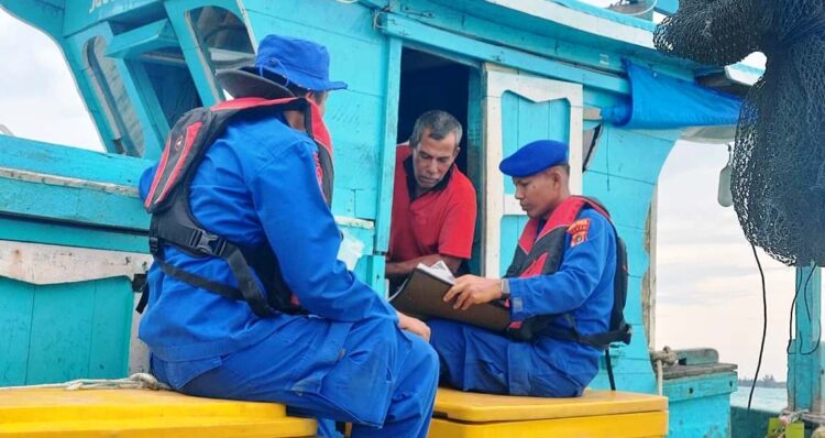 Jaga Keamanan Perairan, Satpolairud Polres Aceh Timur Lakukan Patroli Rutin