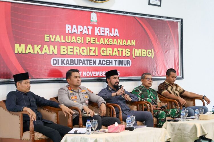 Evaluasi Program MBG, Bupati Al-Farlaky Tekankan Pentingnya Higienitas dan Transparansi