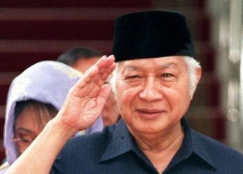 Prabowo Anugerahkan Gelar Pahlawan Nasional kepada Soeharto