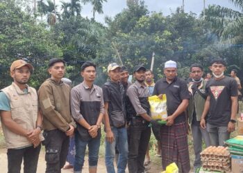 FIMA dan Masyarakat Salurkan Bantuan untuk Korban Bencana Alam di Langkahan