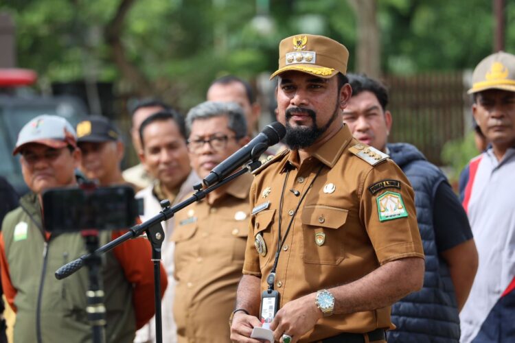 Bupati Al-Farlaky Sambut Relawan SKPA Aceh di Aceh Timur