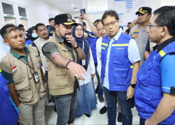 Sambut Kunker Menkes, Bupati Al-Farlaky Laporkan Kerusakan RSUD dan Puskesmas