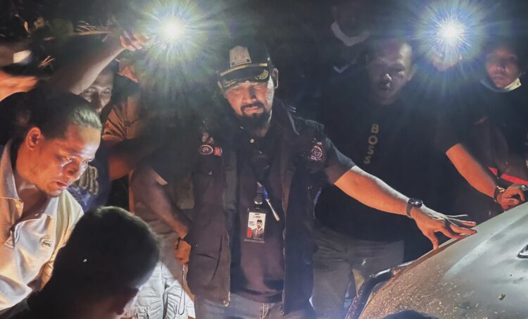 Bupati Al-Farlaky Tembus Perbatasan Aceh Timur-Bener Meriah, Bawa Bantuan dan Relawan Medis