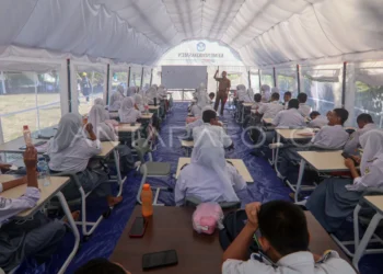 Aceh Timur Butuh 400 Tenda Belajar untuk Siswa SD dan SMP yang Sekolahnya Rusak