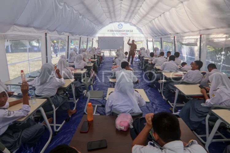 Aceh Timur Butuh 400 Tenda Belajar untuk Siswa SD dan SMP yang Sekolahnya Rusak