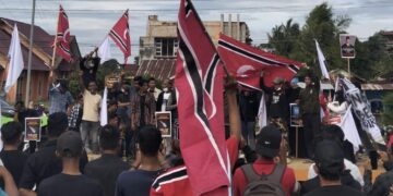 Ketika Negara Lambat Datang, Bendera Lama pun Kembali Berkibar di Aceh