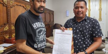 Mualem Tunjuk Haji Maop sebagai Plt. Ketua DPW Partai Aceh Aceh Timur