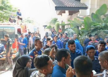 Kantor DPRK Bireuen Digeruduk Ratusan Petugas BPBD dan Damkar, Dituduh Sebar Fitnah