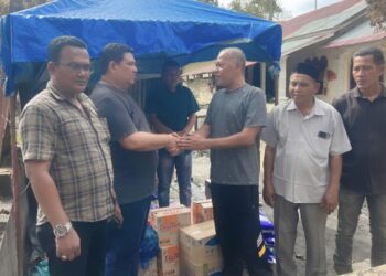 Hadir di Tengah Duka, Pang Ucok Salurkan Bantuan untuk Korban Musibah Kebakaran di Pante Bidari