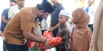 Gandeng BSI, Bupati Aceh Timur Santuni 476 Anak Yatim di Ranto Peureulak