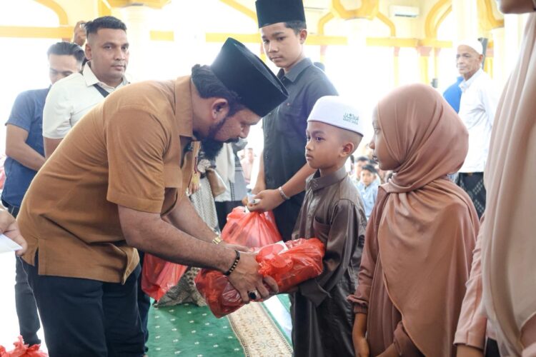Gandeng BSI, Bupati Aceh Timur Santuni 476 Anak Yatim di Ranto Peureulak