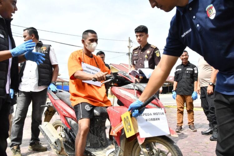 Hujam Parang ke Wajah dan Leher Tetangga, Ansari Dihukum 15 Tahun Penjara