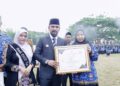 7 Guru Aceh Timur Terima Penghargaan di Hardiknas, Al-Farlaky: Teruslah Menginspirasi