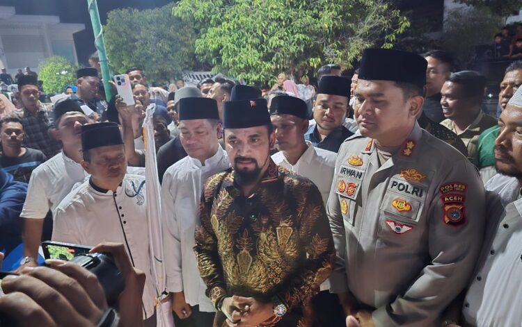 Simpang Ulim Meledak! Ribuan Warga Tumpah Ruah di Malam Takbiran Idul Adha 1447 H