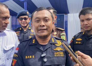 Tantangan Bea Cukai: Laporkan Pejabat Pemakai Rokok Ilegal