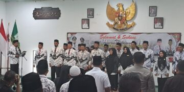 Bupati Al-Farlaky Hadiri Pelantikan PGRI dan Bunda Guru Aceh Timur Masa Bakti 2024-2026