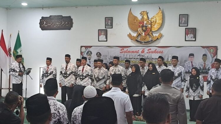 Bupati Al-Farlaky Hadiri Pelantikan PGRI dan Bunda Guru Aceh Timur Masa Bakti 2024-2026