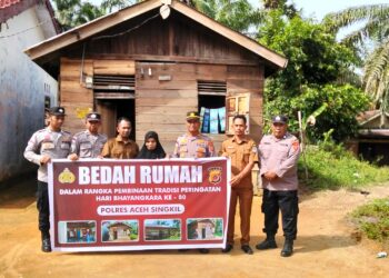 Sambut Bhayangkara ke-80, Polres Aceh Singkil bedah rumah lansia dan bor sumur untuk pesantren